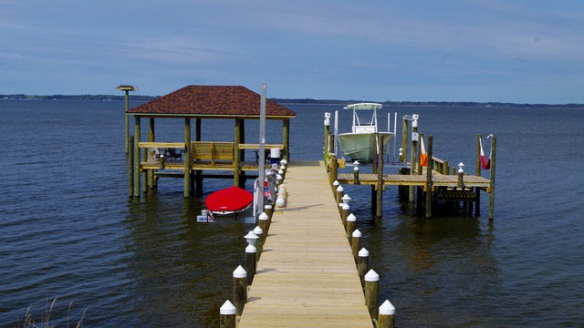 LSI Marine Construction: Custom Docks & Gazebos